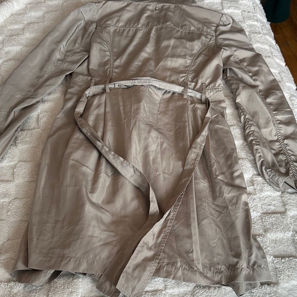 RUDSAK Elegant Off-White Jacket - Picture 9 of 16